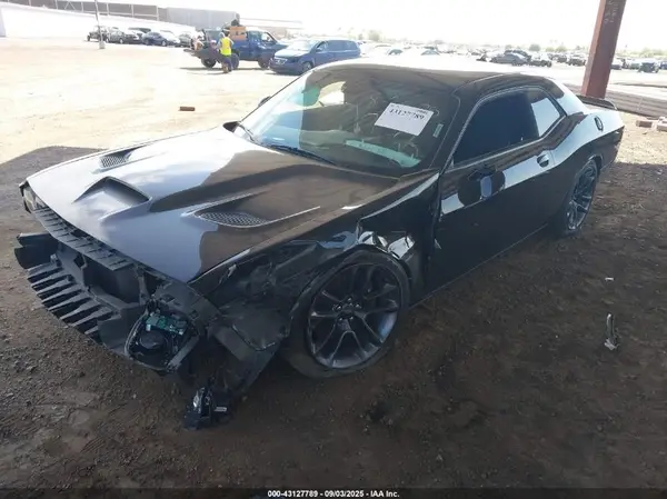 2C3CDZFJ7PH694847 2023 DODGE CHALLENGER - Image 2