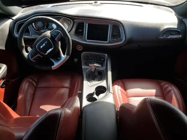 2C3CDZFJ8FH747554 2018 DODGE CHALLENGER - Image 8