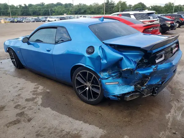 2C3CDZFJ8GH158182 2016 DODGE CHALLENGER - Image 2