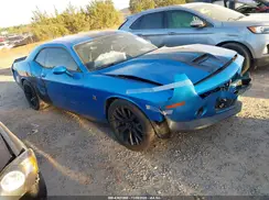 2C3CDZFJ8GH167996 2016 DODGE CHALLENGER