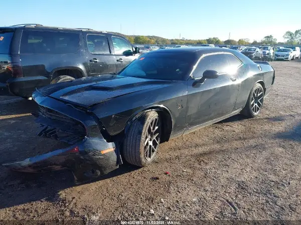2C3CDZFJ8GH213617 2016 DODGE CHALLENGER - Image 2