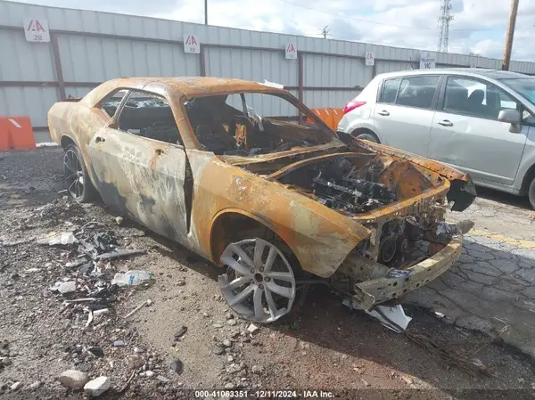 2C3CDZFJ8GH275423 2016 DODGE CHALLENGER - Image 1