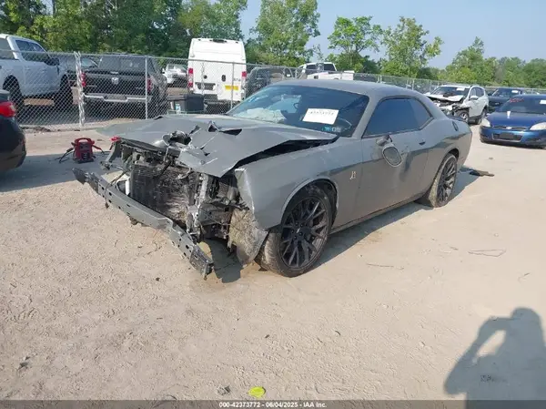 2C3CDZFJ8HH594029 2017 DODGE CHALLENGER - Image 2
