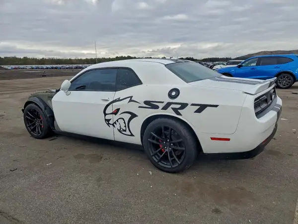 2C3CDZFJ8JH112150 2018 DODGE CHALLENGER - Image 2