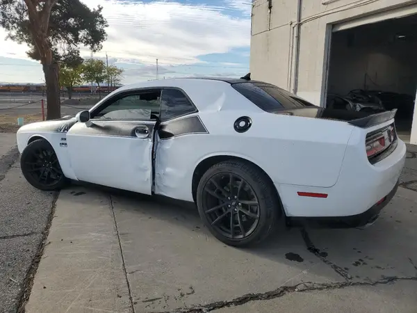 2C3CDZFJ8JH142006 2018 DODGE CHALLENGER - Image 2