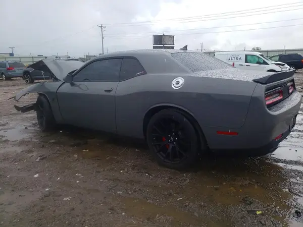 2C3CDZFJ8JH271198 2018 DODGE CHALLENGER - Image 2