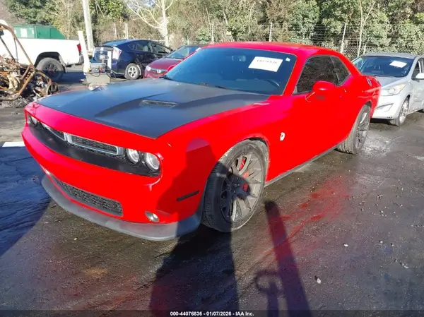 2C3CDZFJ8JH271332 2018 DODGE CHALLENGER - Image 2