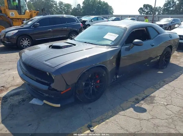 2C3CDZFJ8JH331190 2018 DODGE CHALLENGER - Image 2