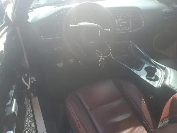 2C3CDZFJ8JH333165 2018 DODGE CHALLENGER - Image 8