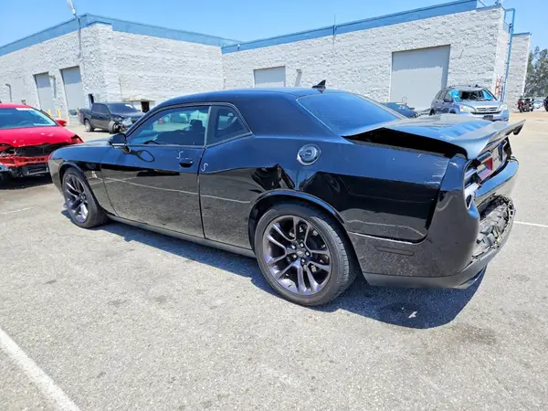 2C3CDZFJ8LH104388 2020 DODGE CHALLENGER - Image 2