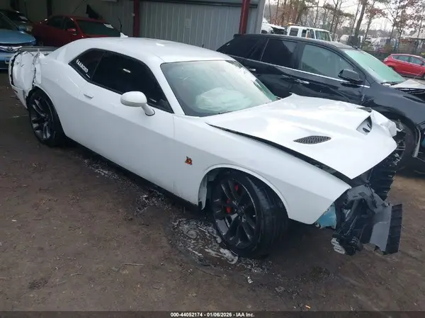 2C3CDZFJ8MH587138 2021 DODGE CHALLENGER - Image 1