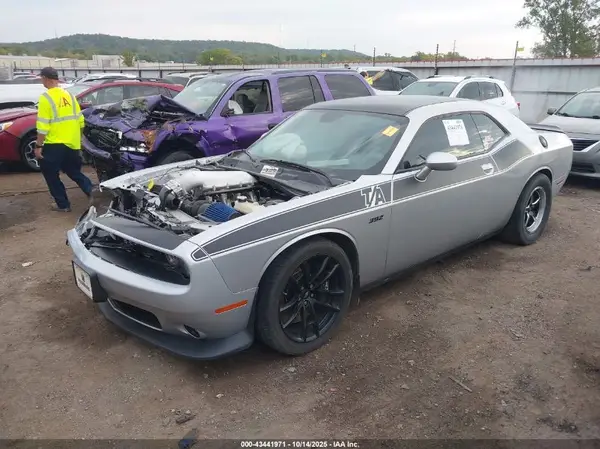 2C3CDZFJ8MH631767 2021 DODGE CHALLENGER - Image 2