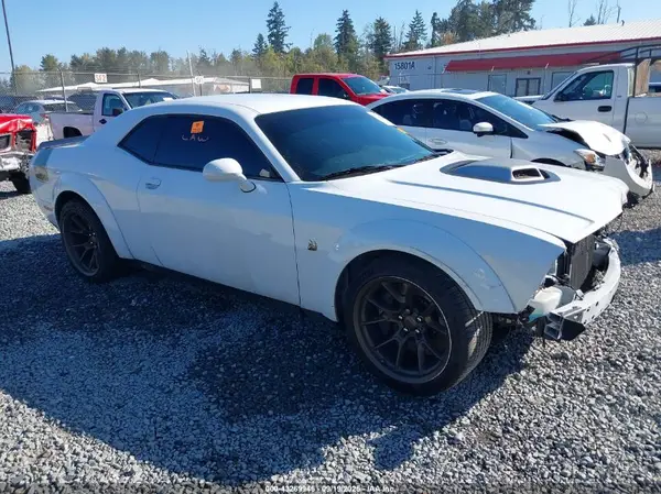 2C3CDZFJ8PH526036 2023 DODGE CHALLENGER - Image 1