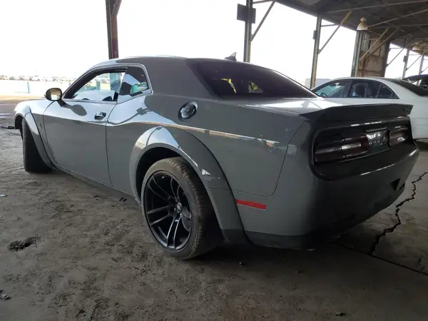 2C3CDZFJ8PH693769 2023 DODGE CHALLENGER - Image 2
