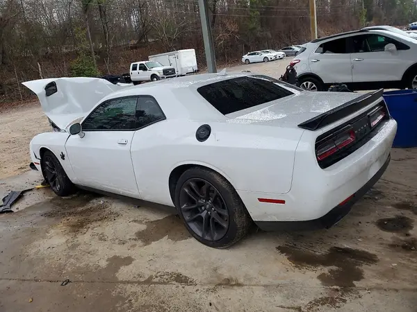 2C3CDZFJ8PH695330 2023 DODGE CHALLENGER - Image 2