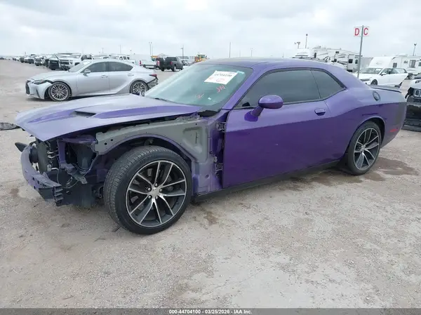 2C3CDZFJ9GH201461 2016 DODGE CHALLENGER - Image 2