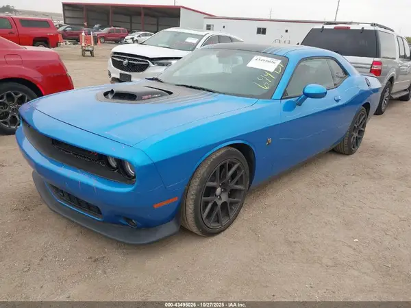 2C3CDZFJ9GH245122 2016 DODGE CHALLENGER - Image 2