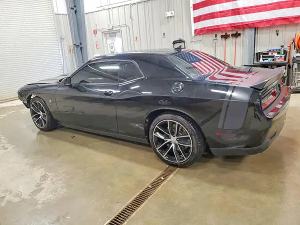 2C3CDZFJ9GH271476 2016 DODGE CHALLENGER - Image 2