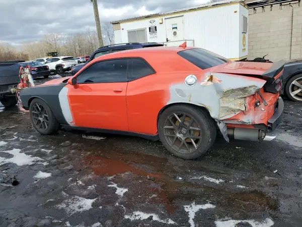 2C3CDZFJ9GH311829 2016 DODGE CHALLENGER - Image 2