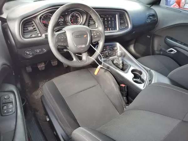 2C3CDZFJ9GH311829 2016 DODGE CHALLENGER - Image 8