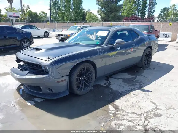 2C3CDZFJ9HH616992 2017 DODGE CHALLENGER - Image 2