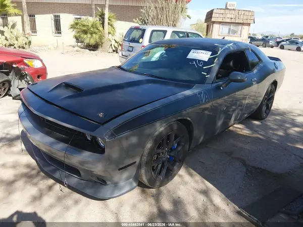 2C3CDZFJ9JH123996 2018 DODGE CHALLENGER - Image 2