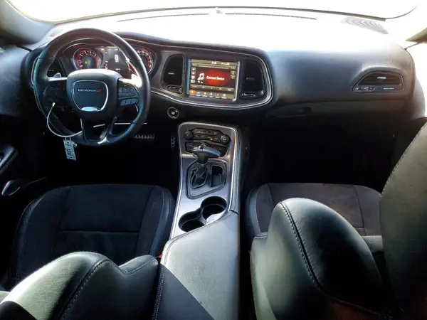 2C3CDZFJ9JH143357 2018 DODGE CHALLENGER - Image 8