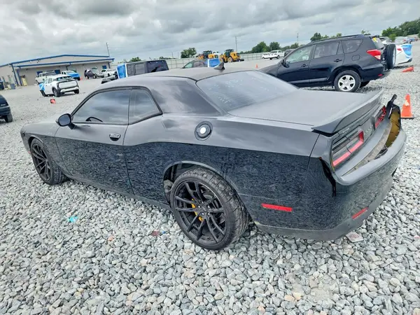 2C3CDZFJ9JH146422 2018 DODGE CHALLENGER - Image 2