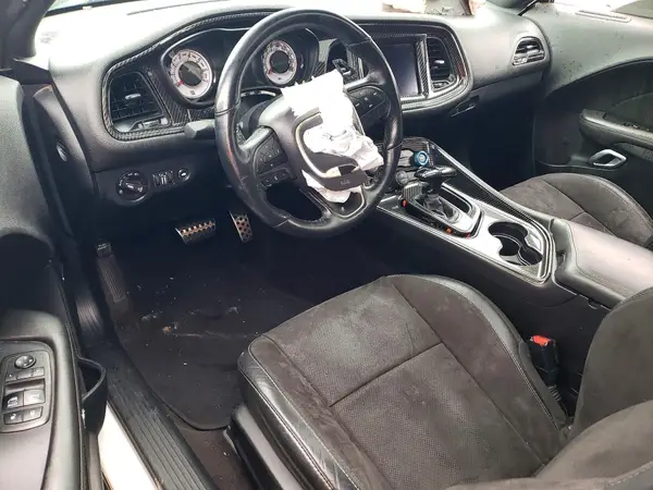 2C3CDZFJ9JH154634 2018 DODGE CHALLENGER - Image 8