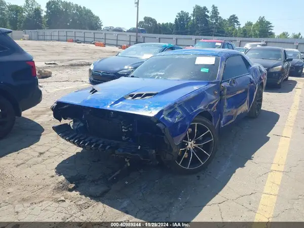 2C3CDZFJ9JH219076 2018 DODGE CHALLENGER - Image 2