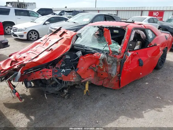 2C3CDZFJ9JH286292 2018 DODGE CHALLENGER - Image 2