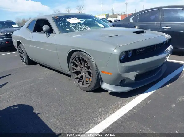 2C3CDZFJ9KH638126 2019 DODGE CHALLENGER - Image 1
