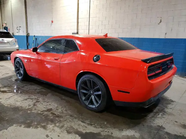 2C3CDZFJ9KH642256 2019 DODGE CHALLENGER - Image 2