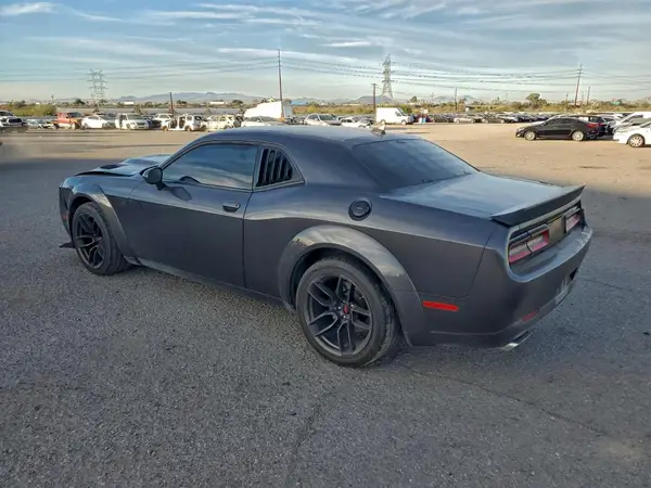 2C3CDZFJ9KH740963 2019 DODGE CHALLENGER - Image 2