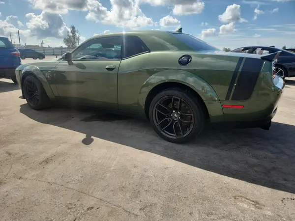 2C3CDZFJ9LH106182 2020 DODGE CHALLENGER - Image 2
