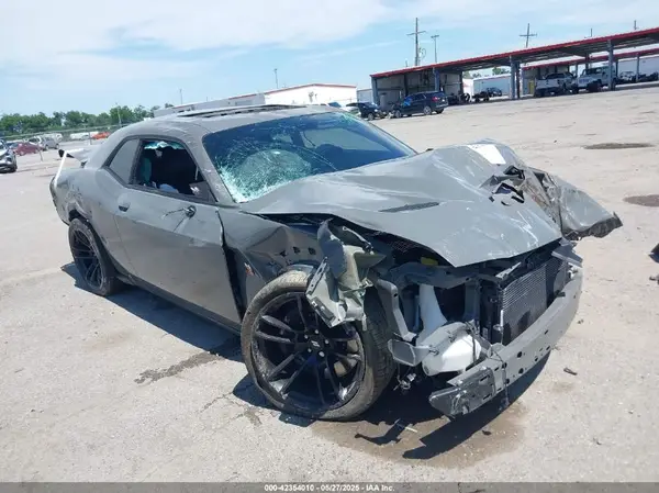2C3CDZFJ9PH688631 2023 DODGE CHALLENGER - Image 1