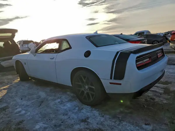 2C3CDZFJXGH102082 2016 DODGE CHALLENGER - Image 2