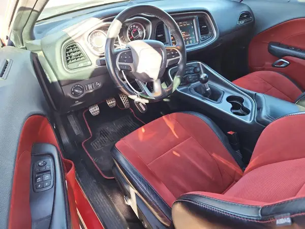 2C3CDZFJXGH124955 2016 DODGE CHALLENGER - Image 8