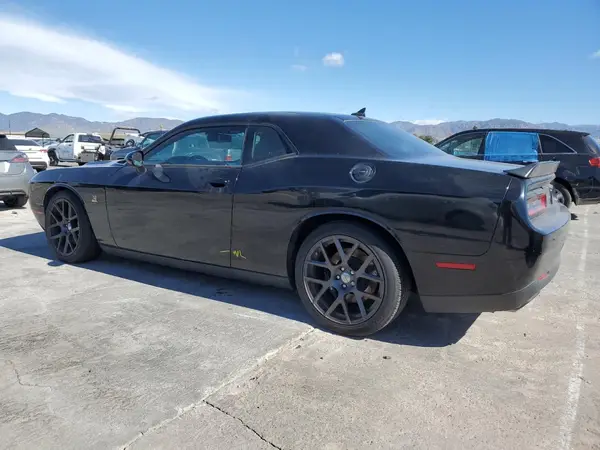 2C3CDZFJXGH231794 2016 DODGE CHALLENGER - Image 2