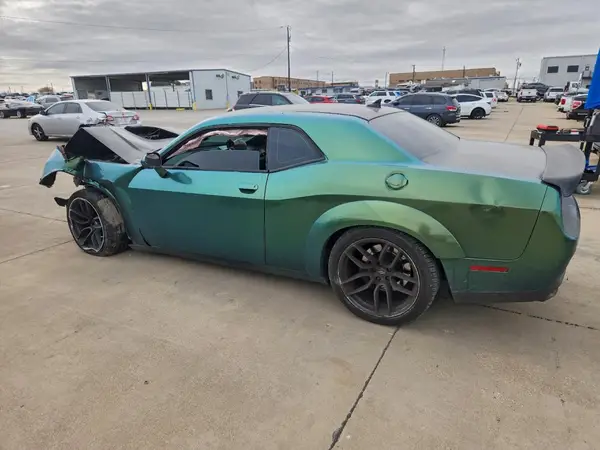 2C3CDZFJXGH275780 2016 DODGE CHALLENGER - Image 2