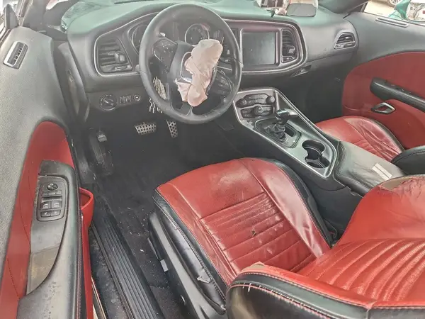 2C3CDZFJXGH275780 2016 DODGE CHALLENGER - Image 8