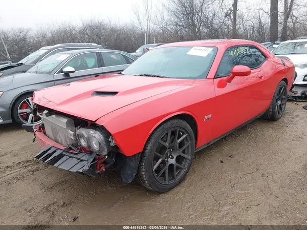 2C3CDZFJXGH299576 2016 DODGE CHALLENGER - Image 2