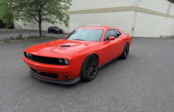 2C3CDZFJXHH554518 2017 DODGE CHALLENGER - Image 2