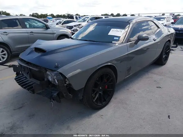 2C3CDZFJXJH124123 2018 DODGE CHALLENGER - Image 2