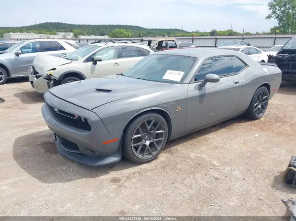 2C3CDZFJXJH124235 2018 DODGE CHALLENGER - Image 2
