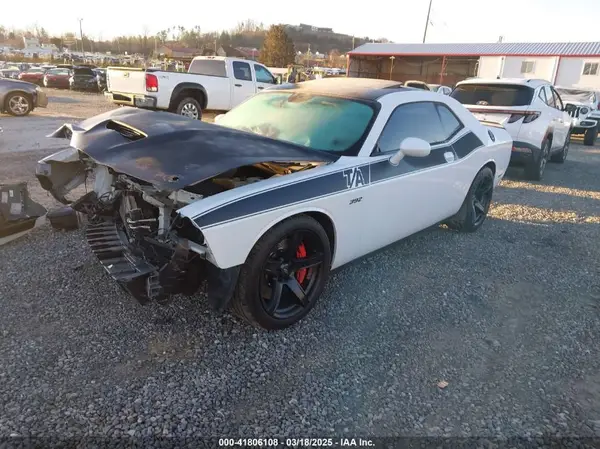 2C3CDZFJXJH199453 2018 DODGE CHALLENGER - Image 2