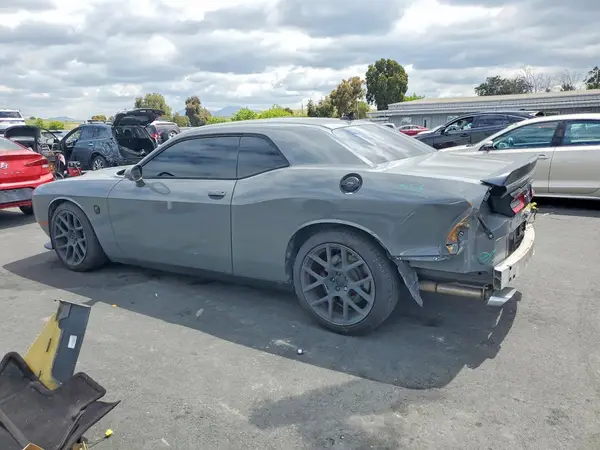 2C3CDZFJXJH231768 2018 DODGE CHALLENGER - Image 2