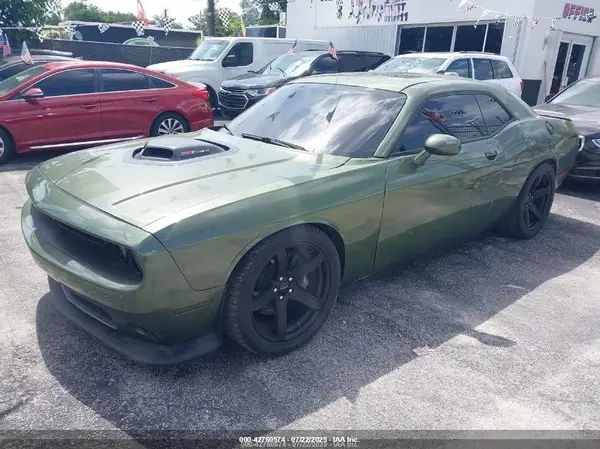 2C3CDZFJXJH279609 2018 DODGE CHALLENGER - Image 2