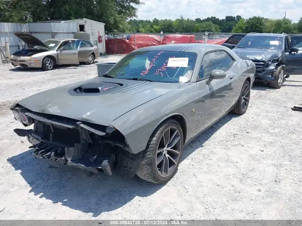 2C3CDZFJXJH338786 2018 DODGE CHALLENGER - Image 2