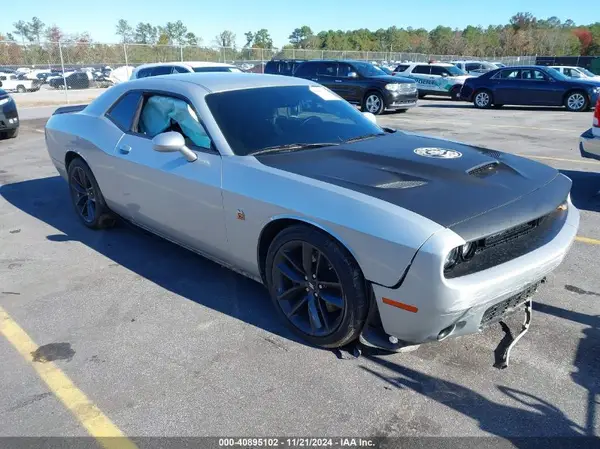 2C3CDZFJXKH739790 2019 DODGE CHALLENGER - Image 1